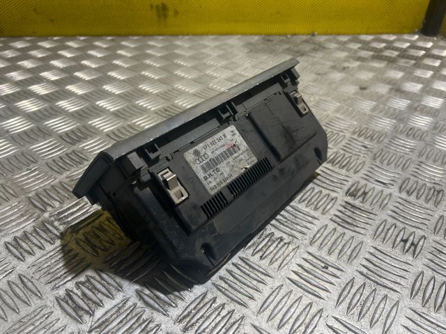 bontott AUDI A6 C6 Fűtéskapcsoló (manuális klímás)