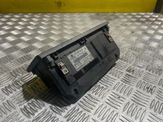 bontott AUDI A6 C6 Fűtéskapcsoló (manuális klímás)