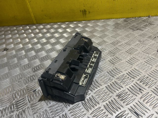 bontott AUDI A6 C6 Fűtéskapcsoló (manuális klímás)