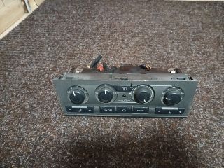 bontott AUDI A6 C6 Fűtéskapcsoló (manuális klímás)