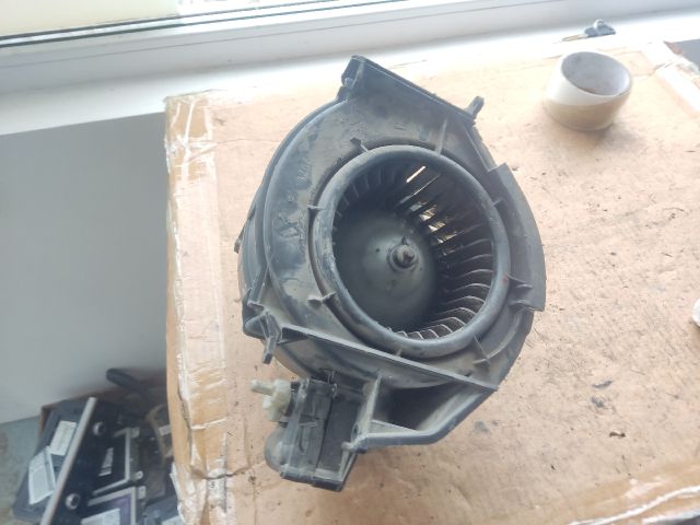 bontott AUDI A6 C6 Fűtőmotor (Klímás)