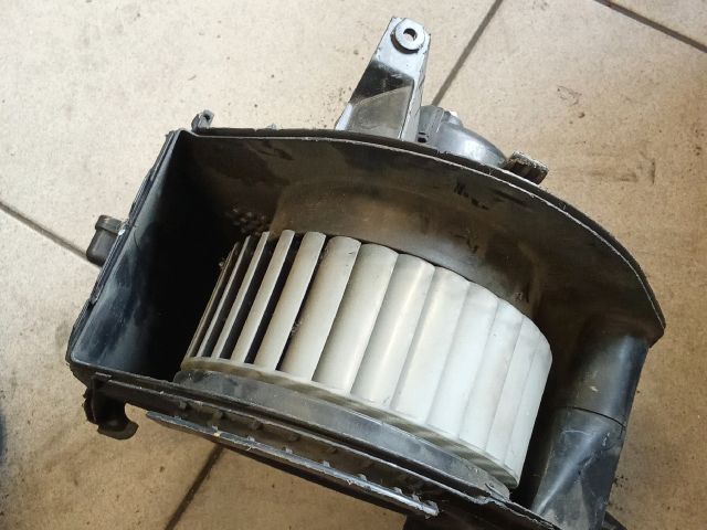 bontott AUDI A6 C6 Fűtőmotor (Klímás)