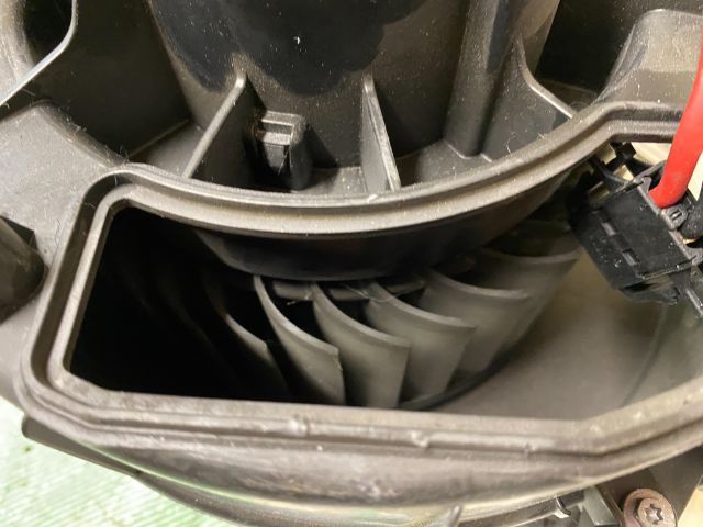 bontott AUDI A6 C6 Fűtőmotor (Klímás)