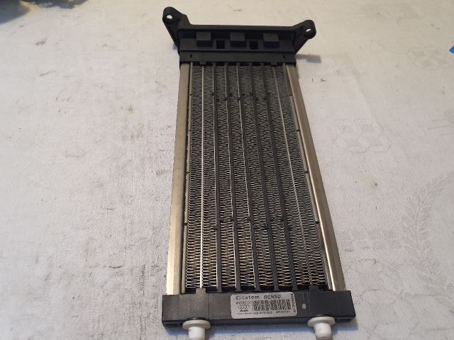 bontott AUDI A6 C6 Fűtőradiátor (Elektromos)