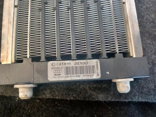 bontott AUDI A6 C6 Fűtőradiátor (Elektromos)