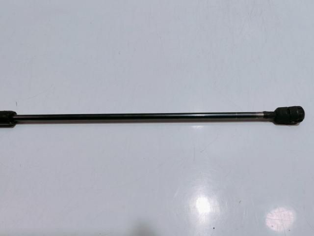 bontott AUDI A6 C6 Gázrugós Kitámasztó Teleszkóp Motorháztető