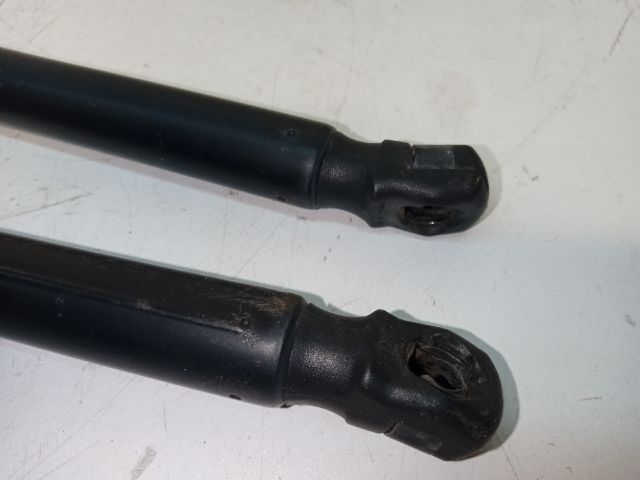 bontott AUDI A6 C6 Gázrugós Kitámasztó Teleszkóp Pár Csomagtérajtó