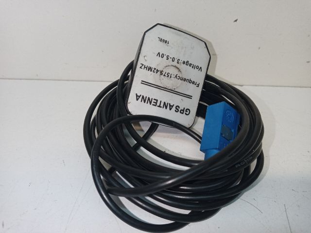 bontott AUDI A6 C6 GPS Antenna