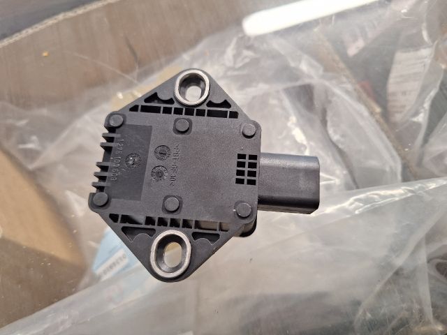 bontott AUDI A6 C6 Gyorsulás Jeladó