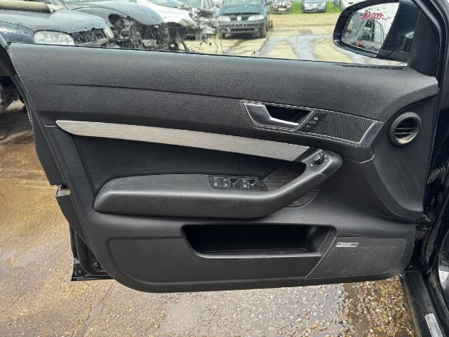 bontott AUDI A6 C6 Hátsó Ablaktörlő Motor