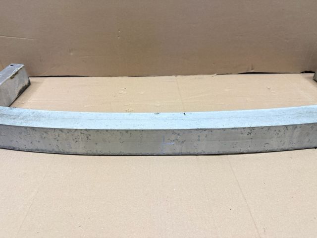 bontott AUDI A6 C6 Hátsó Lökhárító Merevítő (Fém)