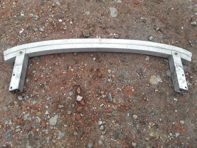 bontott AUDI A6 C6 Hátsó Lökhárító Merevítő (Fém)