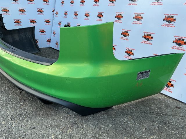 bontott AUDI A6 C6 Hátsó Lökhárító (Részeivel)