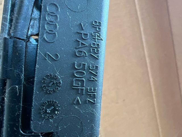 bontott AUDI A6 C6 Hátsó Rendszámtábla Világítás