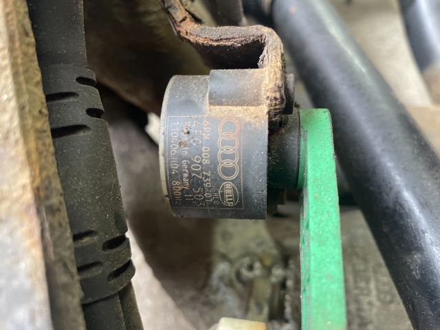 bontott AUDI A6 C6 Hátsó Xenon Szintszabályzó Jeladó