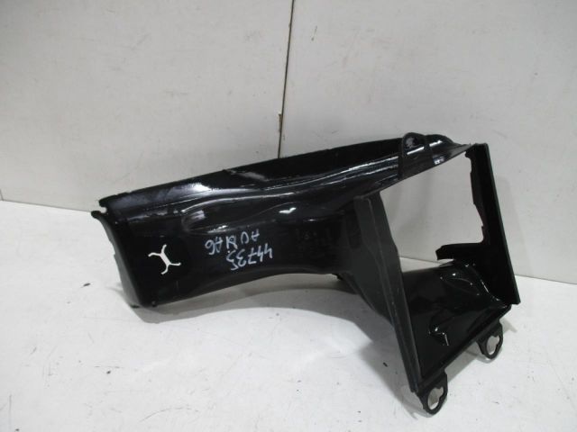 bontott AUDI A6 C6 Hűtő Légterelő