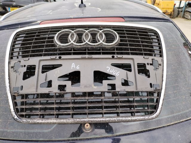 bontott AUDI A6 C6 Hűtőrács