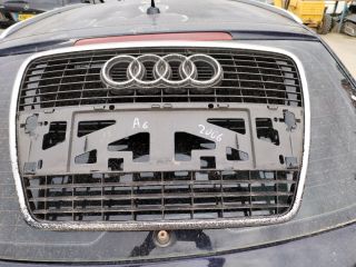 bontott AUDI A6 C6 Hűtőrács