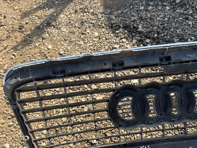 bontott AUDI A6 C6 Hűtőrács