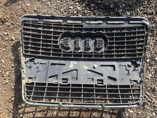 bontott AUDI A6 C6 Hűtőrács