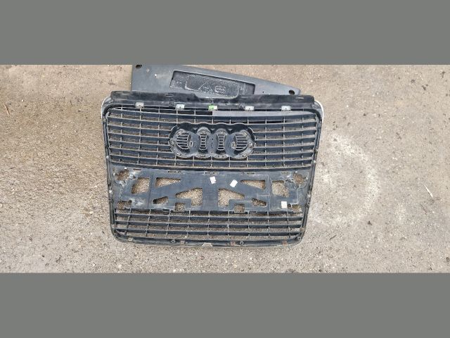 bontott AUDI A6 C6 Hűtőrács