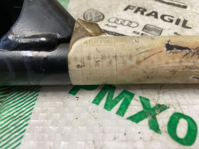 bontott AUDI A6 C6 Isofix Rögzítő