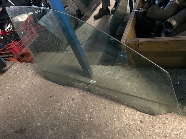 bontott AUDI A6 C6 Jobb első Ablak