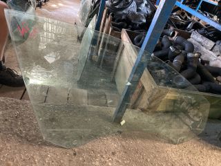 bontott AUDI A6 C6 Jobb első Ablak