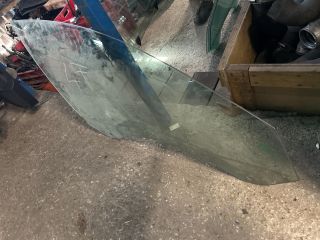 bontott AUDI A6 C6 Jobb első Ablak