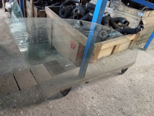 bontott AUDI A6 C6 Jobb első Ablak