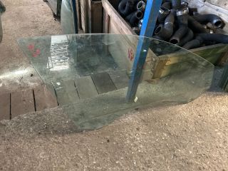 bontott AUDI A6 C6 Jobb első Ablak