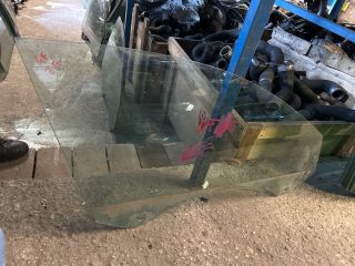 bontott AUDI A6 C6 Jobb első Ablak