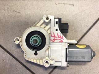 bontott AUDI A6 C6 Jobb első Ablakemelő Motor