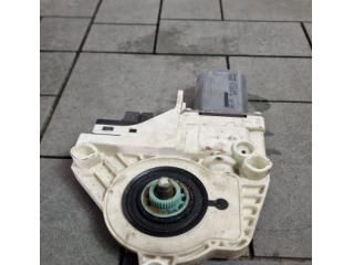 bontott AUDI A6 C6 Jobb első Ablakemelő Motor
