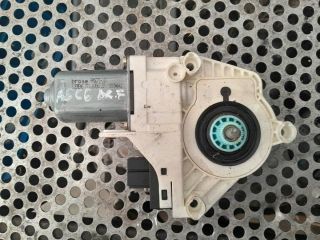 bontott AUDI A6 C6 Jobb első Ablakemelő Motor