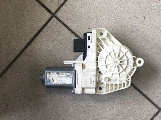 bontott AUDI A6 C6 Jobb első Ablakemelő Motor