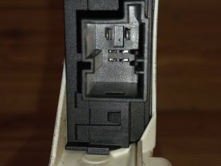 bontott AUDI A6 C6 Jobb első Ablakemelő Motor