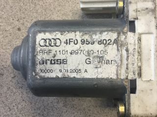 bontott AUDI A6 C6 Jobb első Ablakemelő Motor