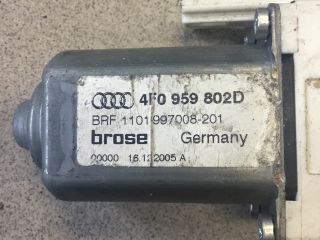 bontott AUDI A6 C6 Jobb első Ablakemelő Motor