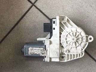 bontott AUDI A6 C6 Jobb első Ablakemelő Motor