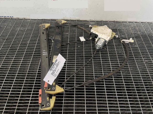 bontott AUDI A6 C6 Jobb első Ablakemelő Szerkezet (Elektromos)