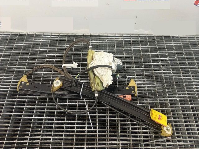 bontott AUDI A6 C6 Jobb első Ablakemelő Szerkezet (Elektromos)