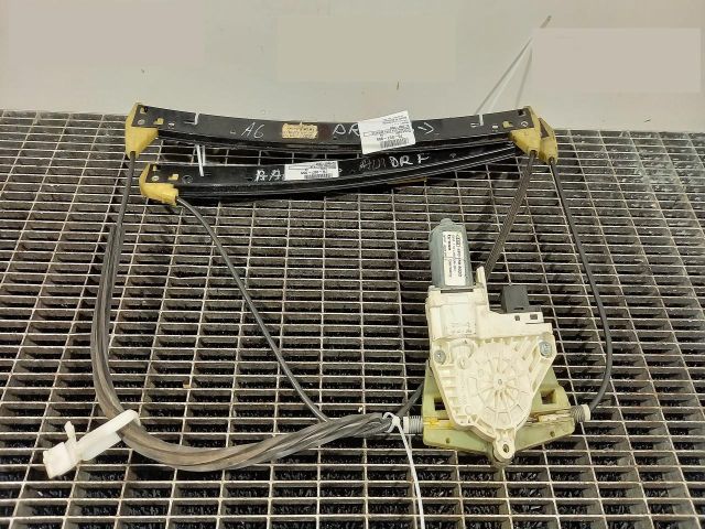 bontott AUDI A6 C6 Jobb első Ablakemelő Szerkezet (Elektromos)