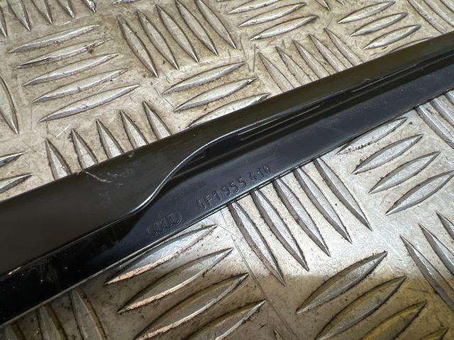 bontott AUDI A6 C6 Jobb első Ablaktörlő Kar