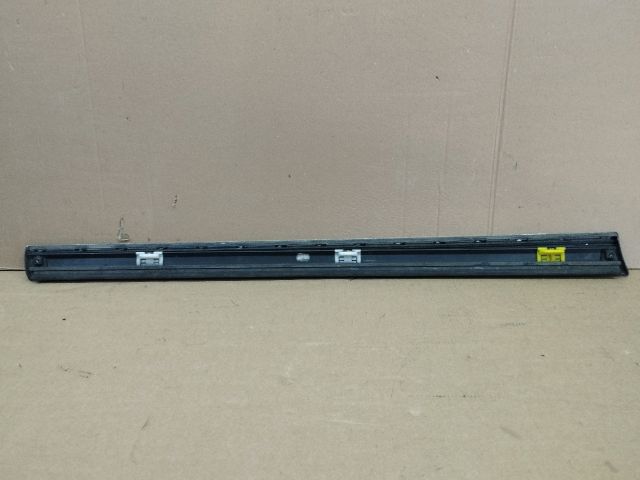 bontott AUDI A6 C6 Jobb első Ajtó Díszléc