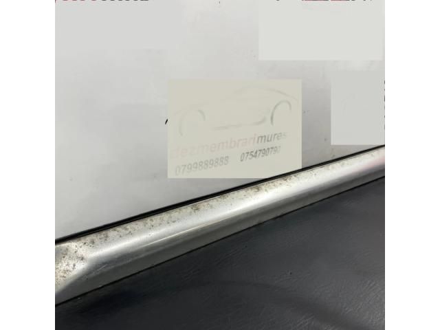 bontott AUDI A6 C6 Jobb első Ajtó Díszléc