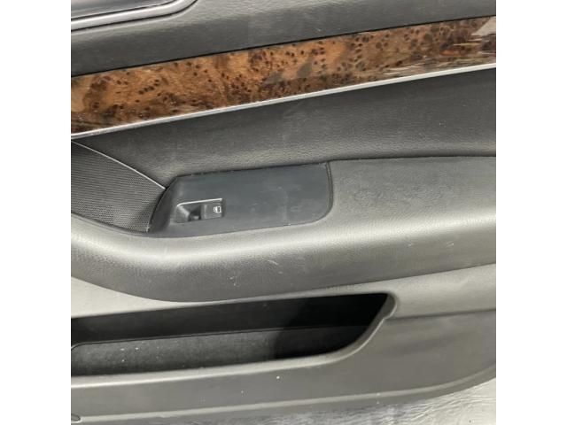 bontott AUDI A6 C6 Jobb első Ajtó Kárpit