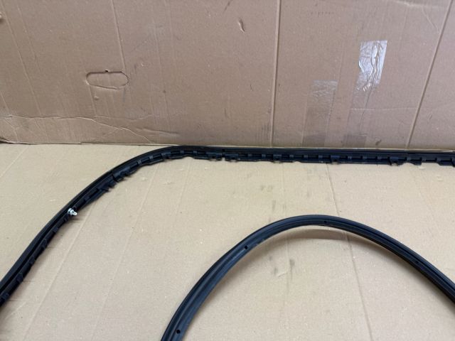 bontott AUDI A6 C6 Jobb első Ajtó Szigetelés