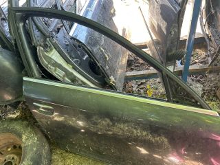 bontott AUDI A6 C6 Jobb első Ajtó (Üres lemez)