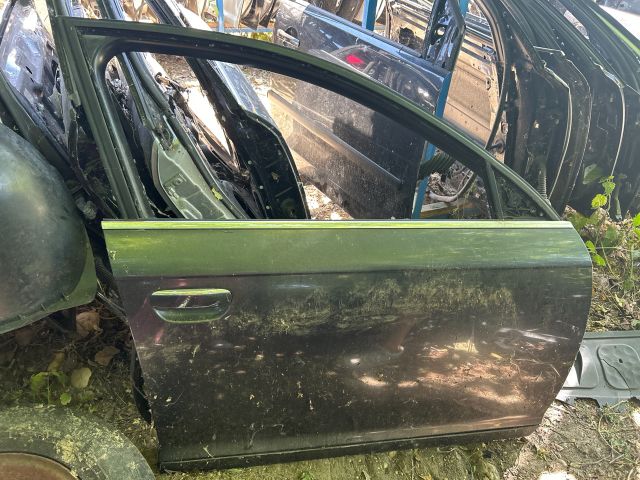 bontott AUDI A6 C6 Jobb első Ajtó (Üres lemez)